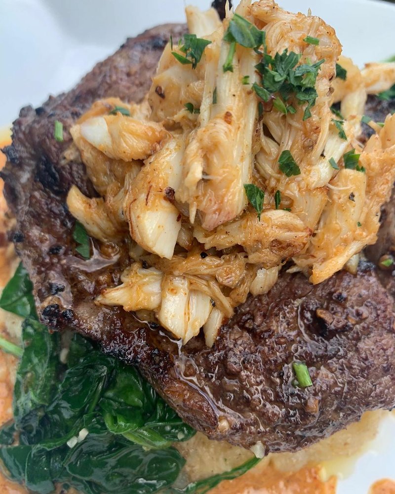 STATS Restaurant & Bar