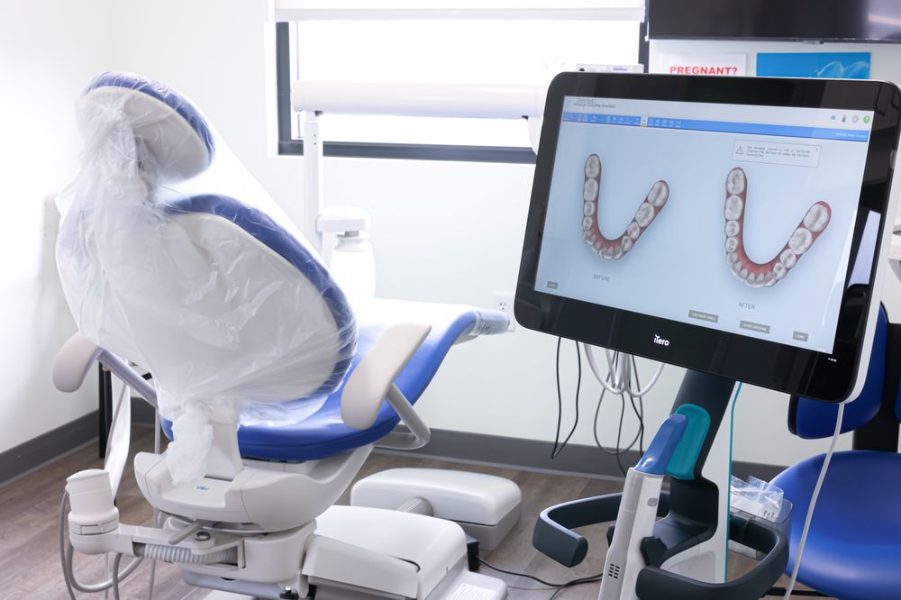 image of business Smile Dental Center