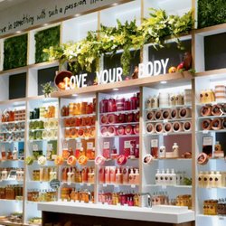 the body shop cosmetics beauty supply 1245 worcester st bath and body works natick mall