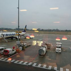 goedkoop van antwerpen naar charleroi airport goedkoop van antwerpen naar charleroi airport