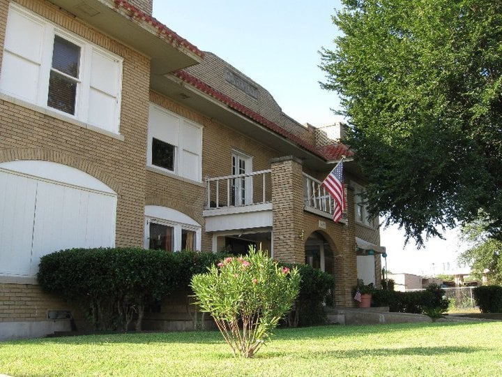 Dallas 24 Hour Club Local Services 4636 Ross Ave, East Dallas