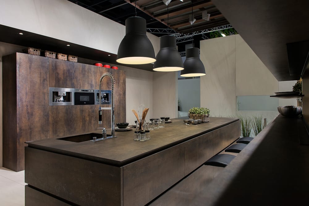 image of business Omicron Granite & Tile