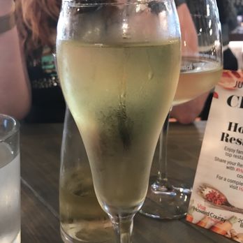 The Walrus Oyster & Ale House - 188 Photos & 139 Reviews - Seafood