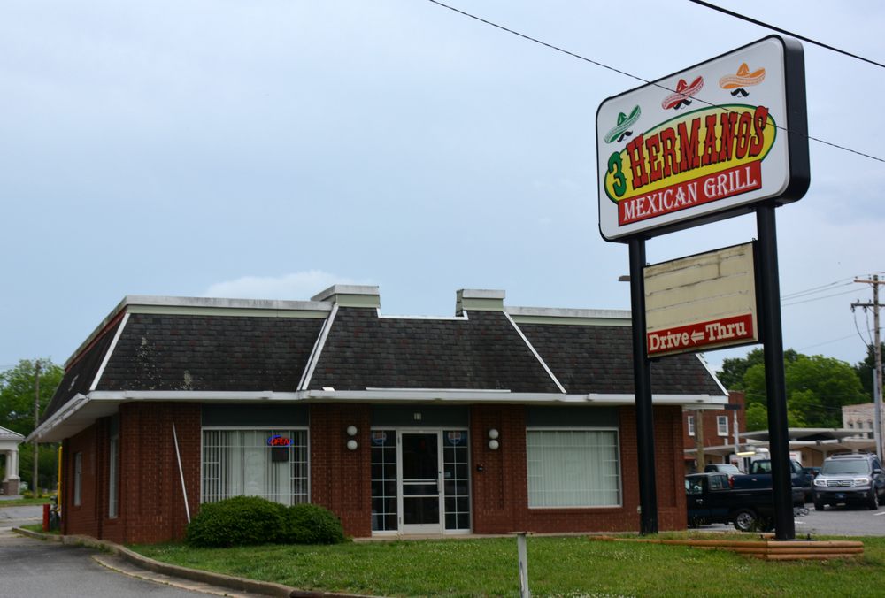 3 Hermanos Mexican 11 N Carolina Ave, Maiden, NC Restaurant
