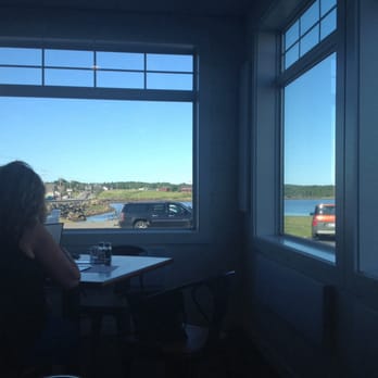 Helen S Restaurant 95 Photos 108 Reviews Breakfast Brunch Photo Of Helen S Restaurant Machias Me United States Nice View From The
