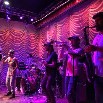 Saint Rocke Check Availability 186 Photos 487 Reviews Music Photo Of Saint Rocke Hermosa Beach Ca United States Eli Mac
