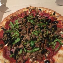 Pizza Hut 840 S Broadway Rochester Mn Restaurant Photo Of Pizza Hut Rochester Mn United States Literally Got A