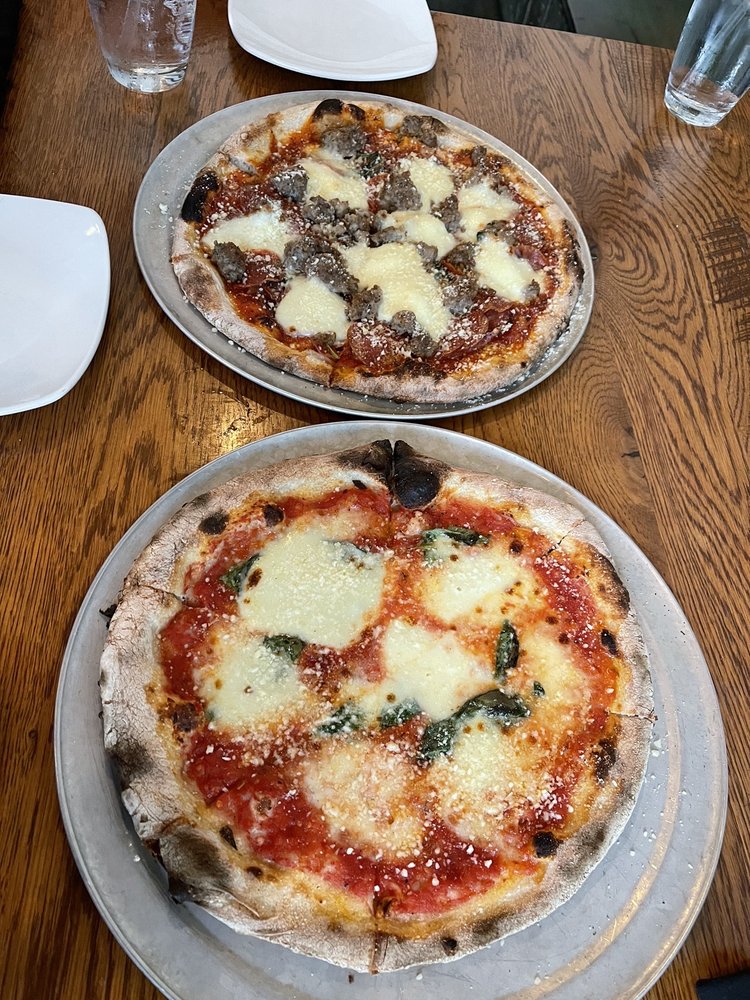 3 Palms Pizzeria - Crocker Park 3 Palms Pizzeria - Crocker Park