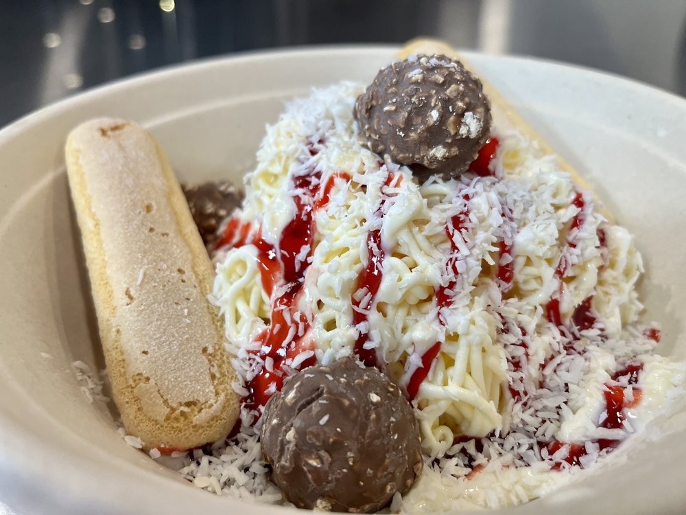 Which Wich & Paciugo Gelato Cafe