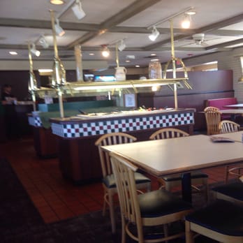 Pizza Hut 12 Photos 22 Reviews 191 Grand Army Hwy Photo Of Pizza Hut Somerset Ma United States Great Salad Bar