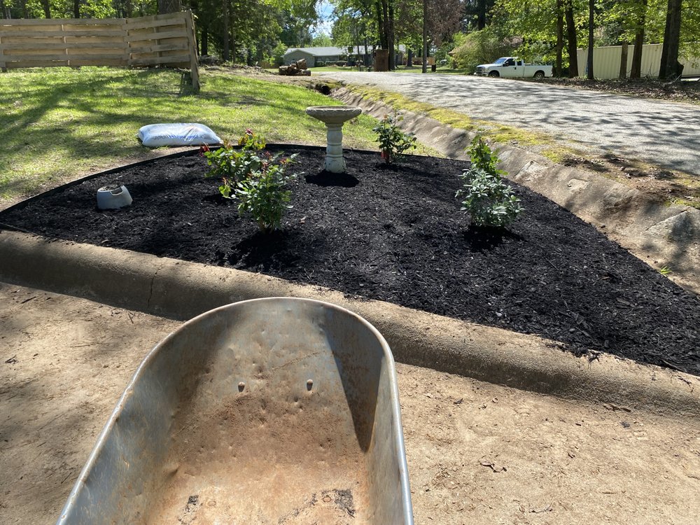 Cisco’s Lawncare & Landscaping