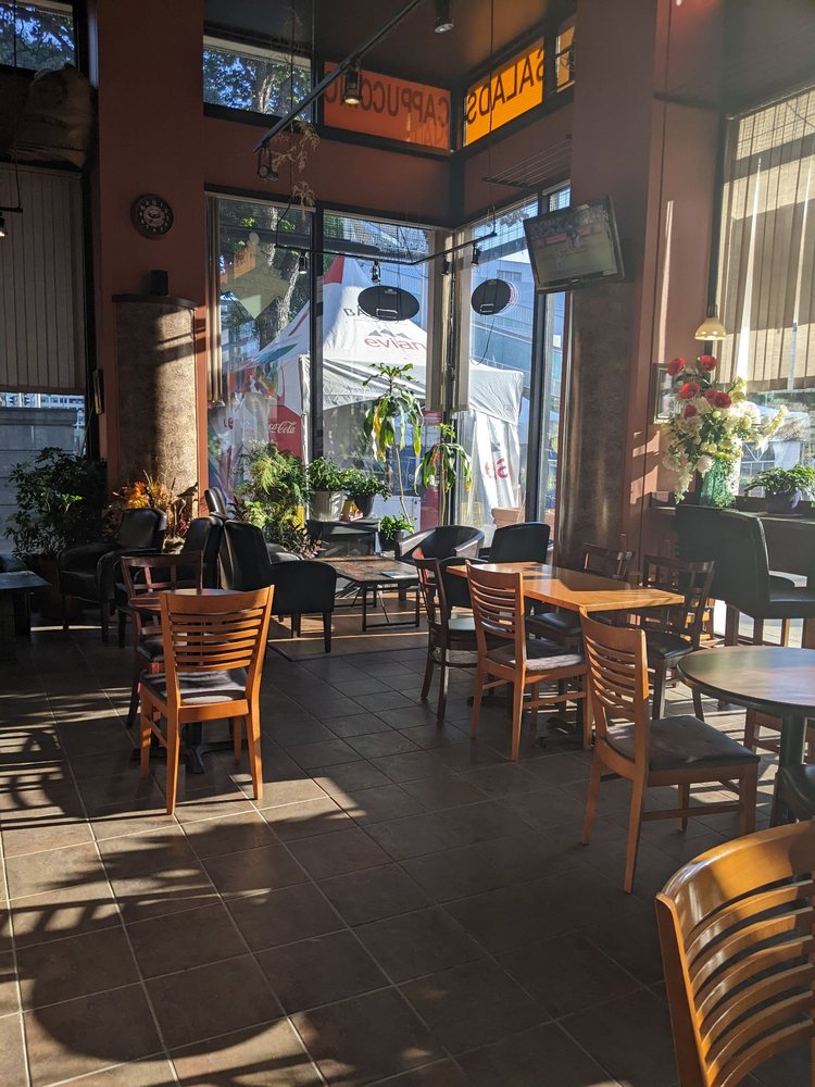 L'espresso Cafe