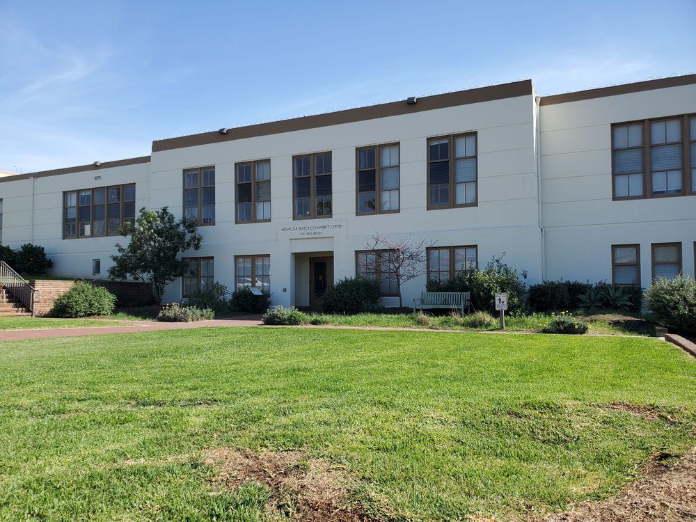 Hermosa Beach Community Center - Community Resources Department