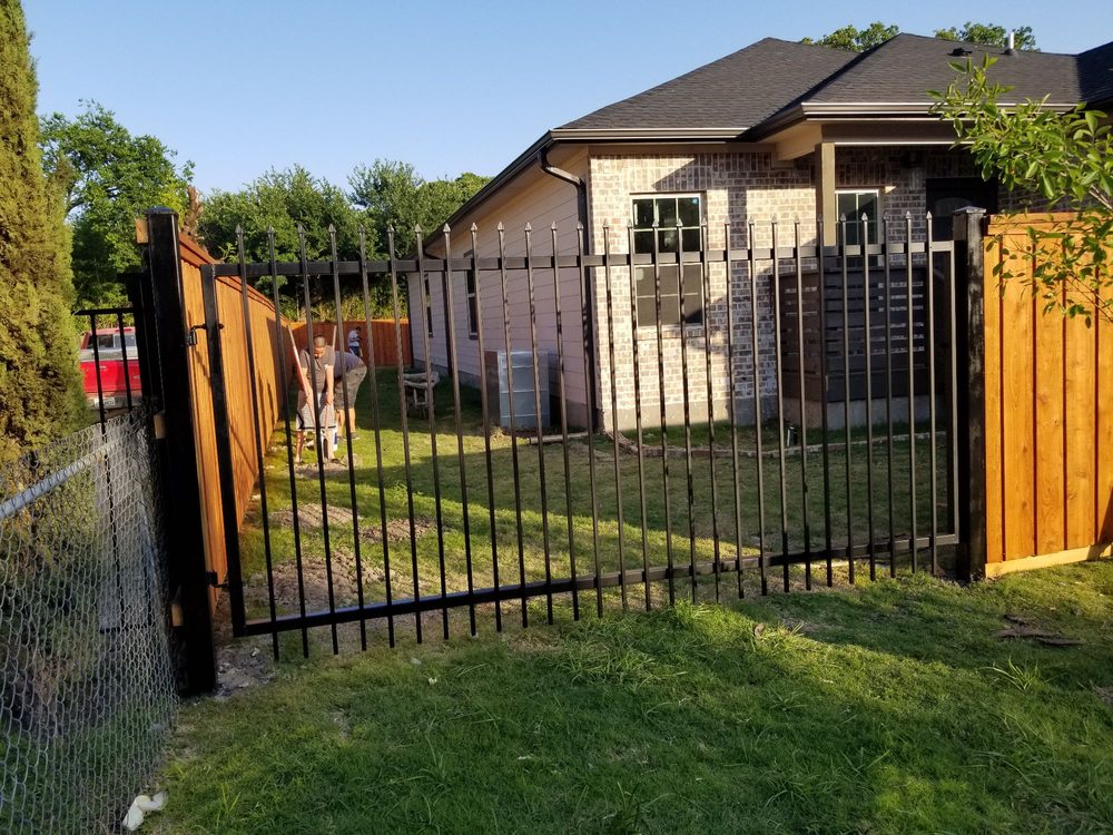 L and G Fence and Deck