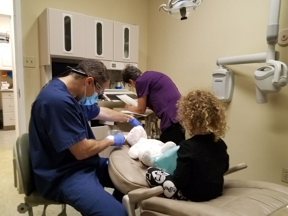 image of business Round Valley Family Dentistry
