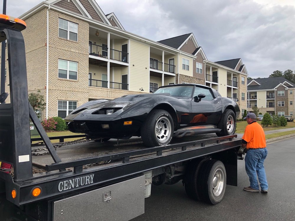 On The Hook Towing & Recovery