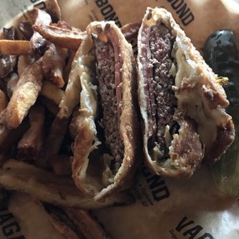 Vagabond Kitchen &amp; Tap House - 308 Photos &amp; 266 Reviews - Bars - 672 N