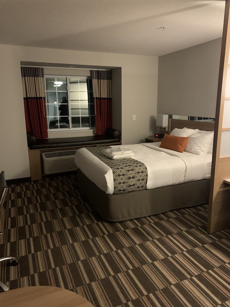 Microtel by Wyndham Carlisle