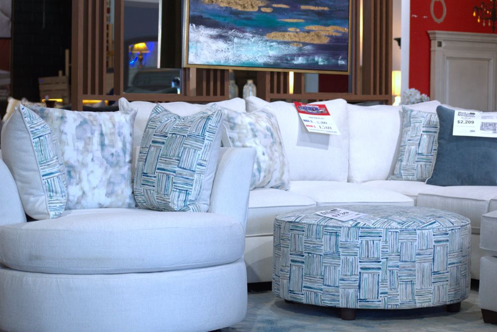 Mack's Furniture Warehouse