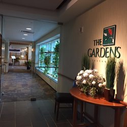 Gardens Restaurant 14 Photos 13 Reviews American Traditional Photo Of Gardens Restaurant State College Pa United States Entrance From Hotel