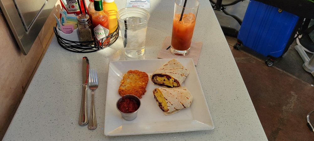 Santa Rosa Kitchen & Spirits