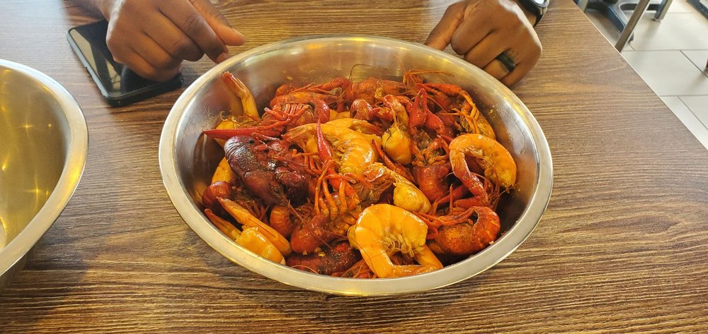 TJ Cajun Seafood & Wings