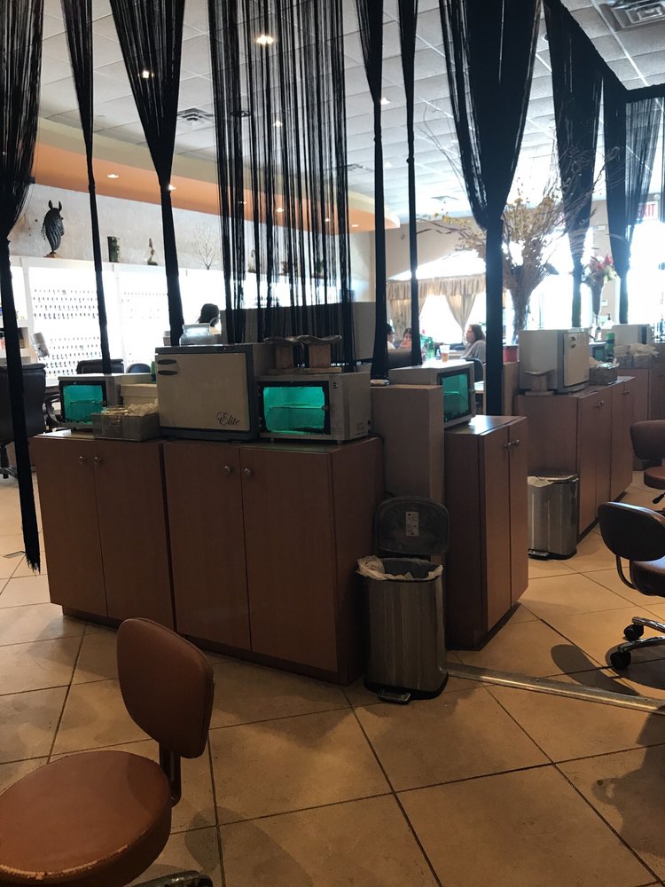 The Nail Essence 17 Photos & 42 Reviews Nail Salons 2220 Forest