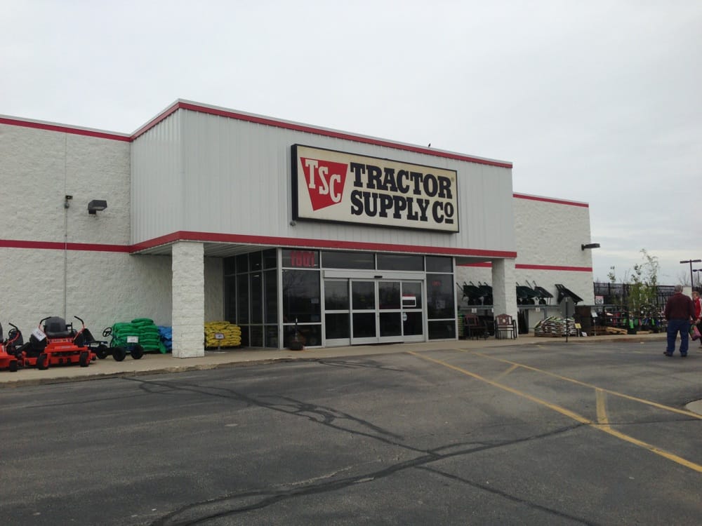 Tractor Supply Outdoor Gear 2518 S Milwaukee Ave, Burlington, WI