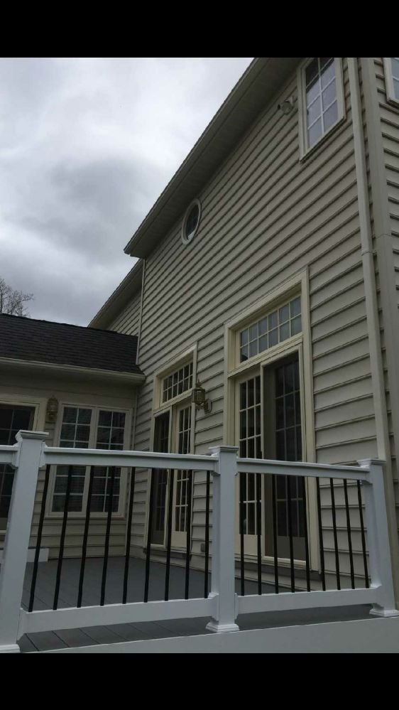 Hot H20 Powerwashing