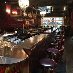 25 Degrees Order Food Online 523 Photos 849 Reviews Burgers Photo Of 25 Degrees Chicago Il United States Bahr Looking Out