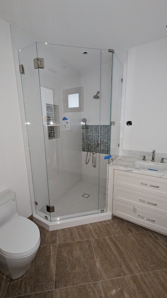Guthrie Custom Shower Doors