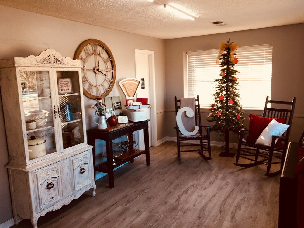 Crabtree’s Candies Candy Stores 287 E College Ave, Stanton, KY