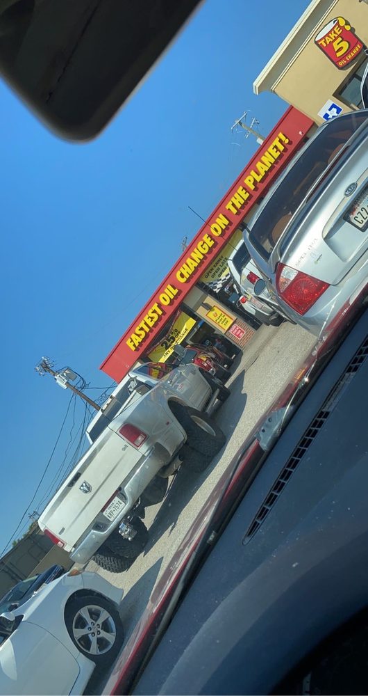 Take 5 Oil Change
