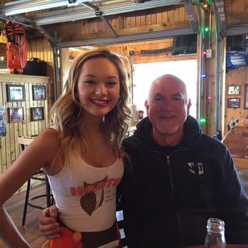 Hooters reno nv