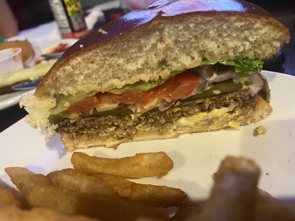 McMashers Sports Bar & Grill
