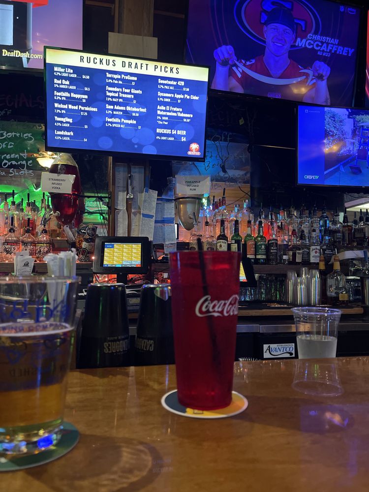 Ruckus Pizza, Pasta, and Spirits