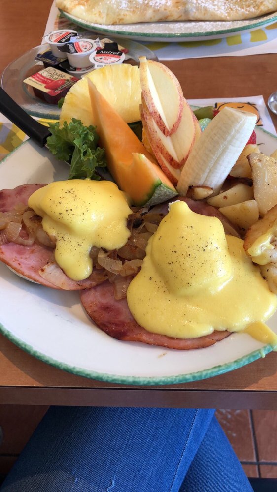 Cora's Breakfast & Lunch