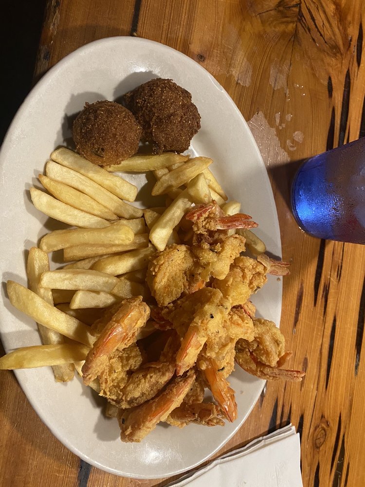 Mike's Catfish Inn, Louisiana Roadtrippers