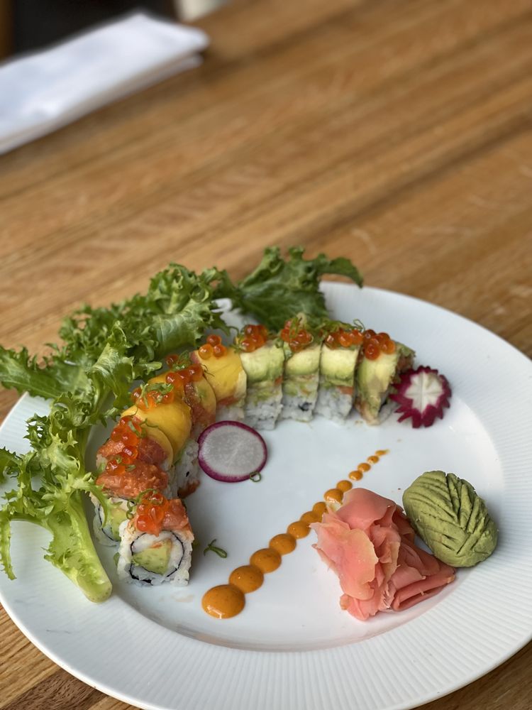 Shang Noodle and Asian Small Plates - South Loop