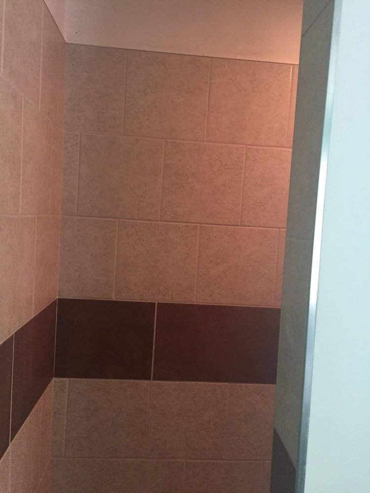 Cruz Tile Installation