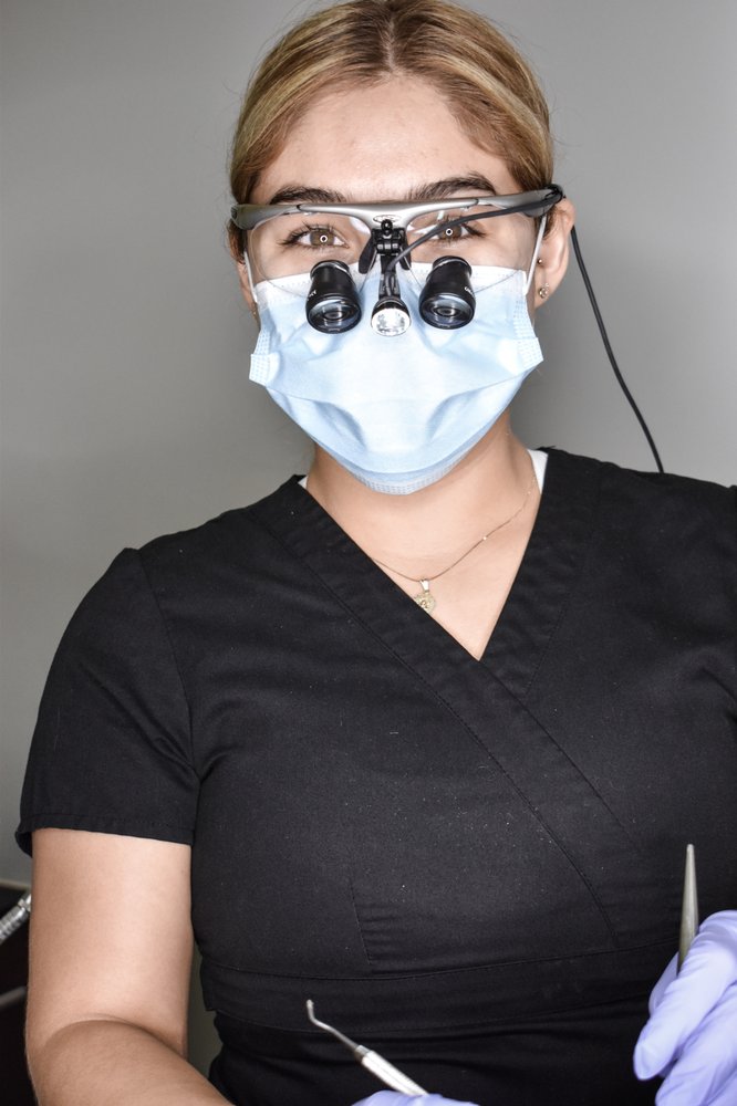 image of business Wicker Park Dental Group