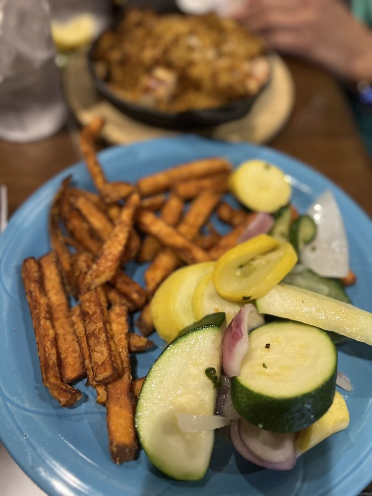 Novatos Bar and Grill
