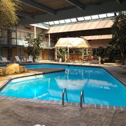 Quality Inn Closed 23 Photos 33 Reviews Hotels 1220 West Photo Of Quality Inn Stroudsburg Pa United States Pool