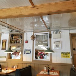 Middle Of Nowhere Diner 76 Photos 159 Reviews Diners 222 Photo Of Middle Nowhere Diner Exeter Ri United States Pleasant Ambience