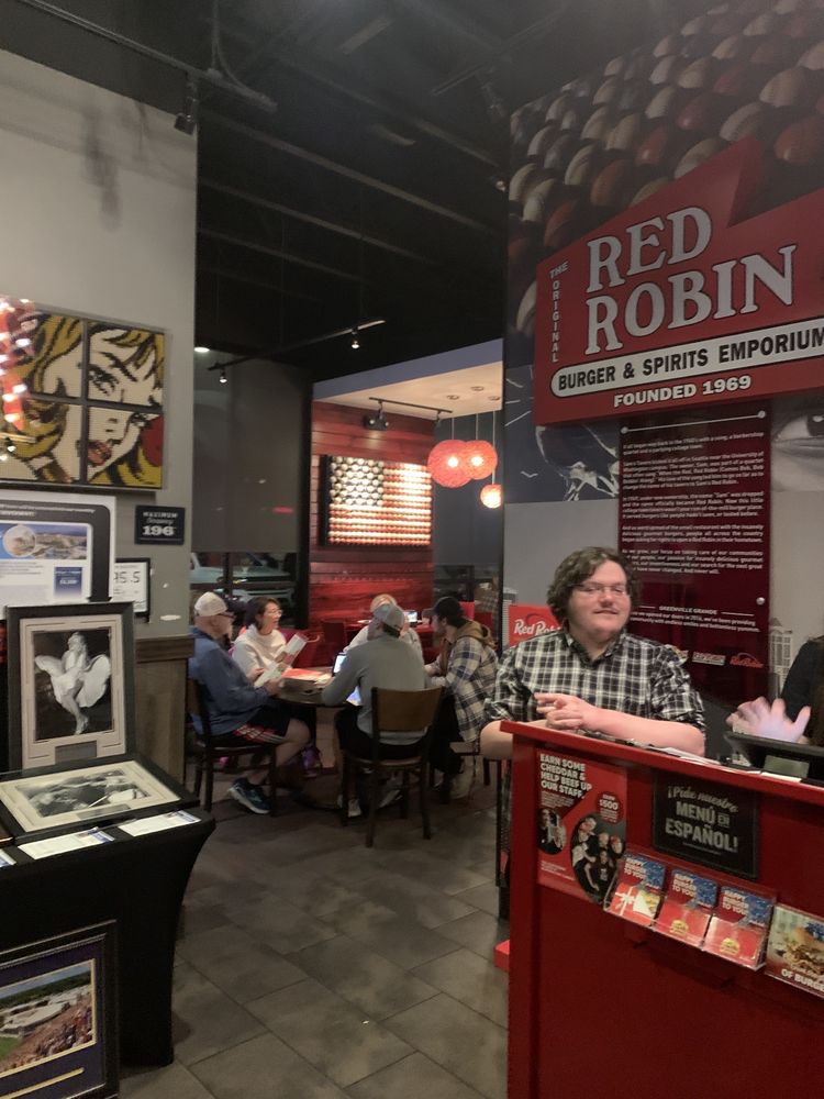 Red Robin Gourmet Burgers and Brews