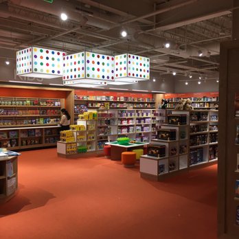 Barnes & Noble - 87 Photos & 83 Reviews - Bookstores - 680 ...