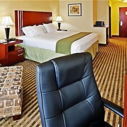 Holiday Inn Express Suites Perry Hotels 3002 W Fir St Photo Of Holiday Inn Express Suites Perry Ok United States