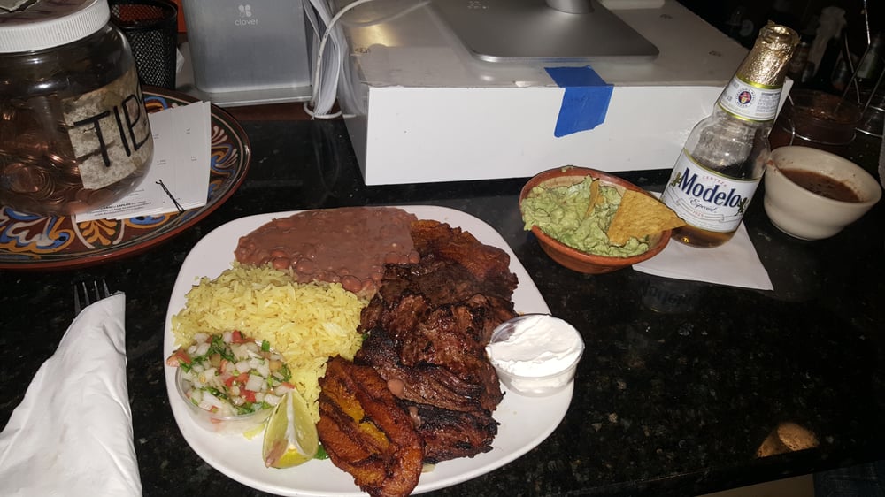 Dulcinea Bar & Grill