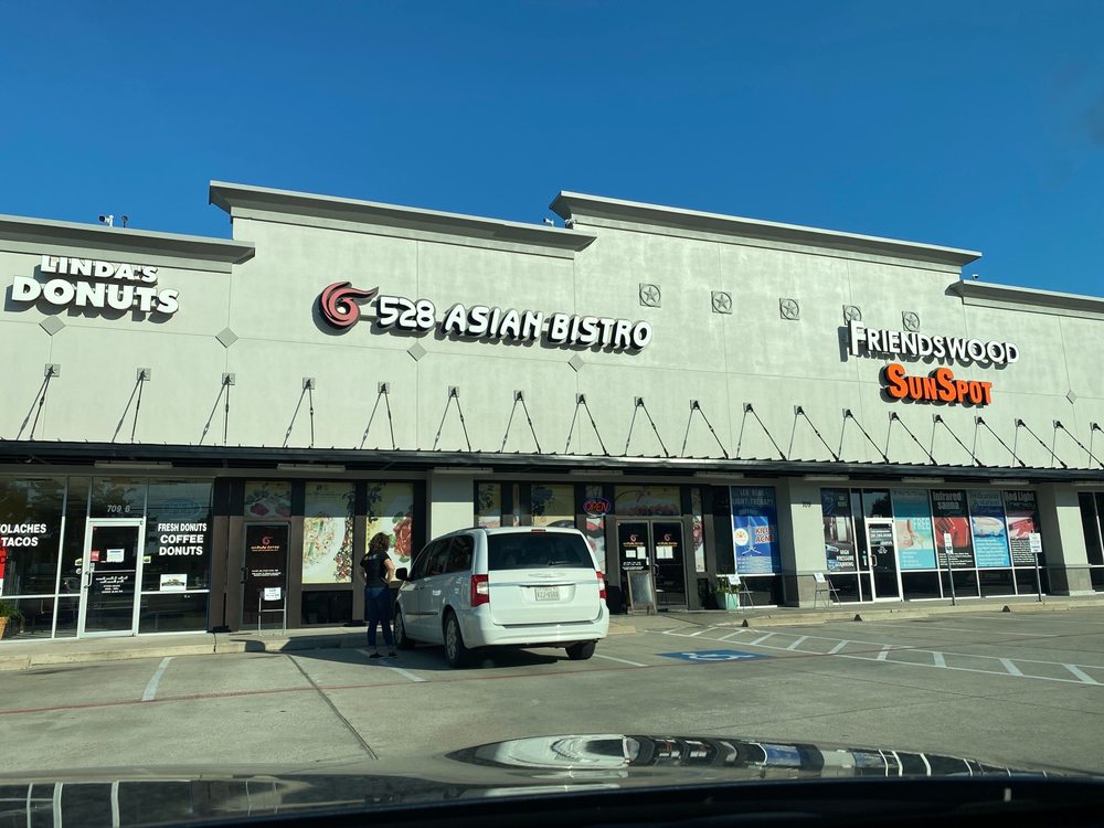 528 Asian Bistro