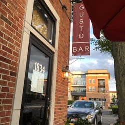 Gusto Italiano 35 Photos 78 Reviews Italian 1834 Glenview Rd Photo Of Gusto Italiano Glenview Il United States Outside Cool Crisp